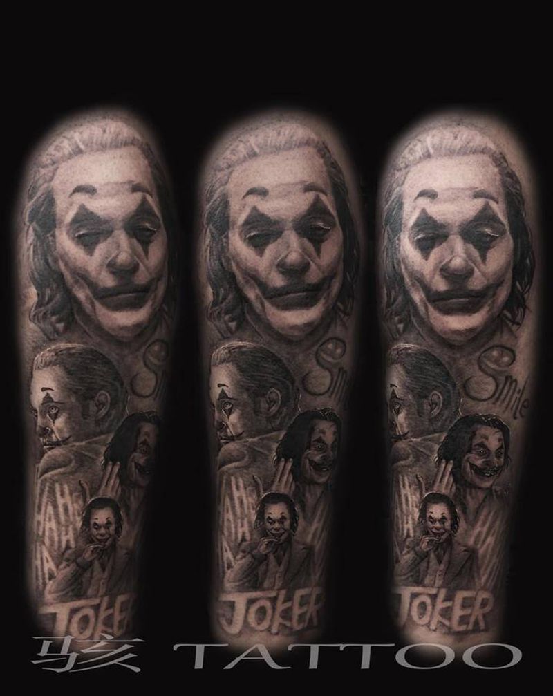 Joker纹身图片_腿部欧美写实小丑纹身图案