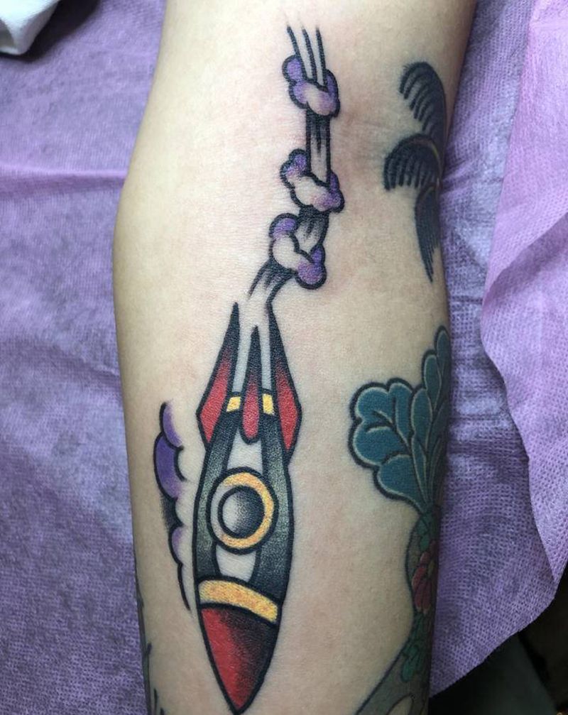 四顾纹身图片_手臂Old School纹身图案