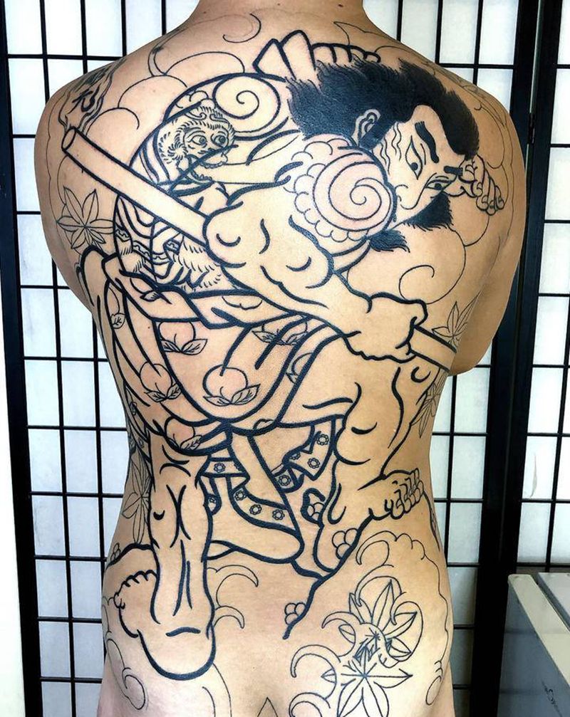 菜园子张青纹身图片_背部老传统纹身图案