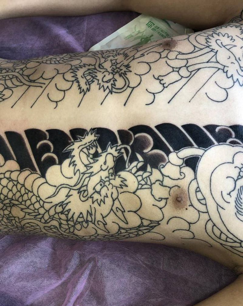 打雾纹身图片_老传统纹身图案