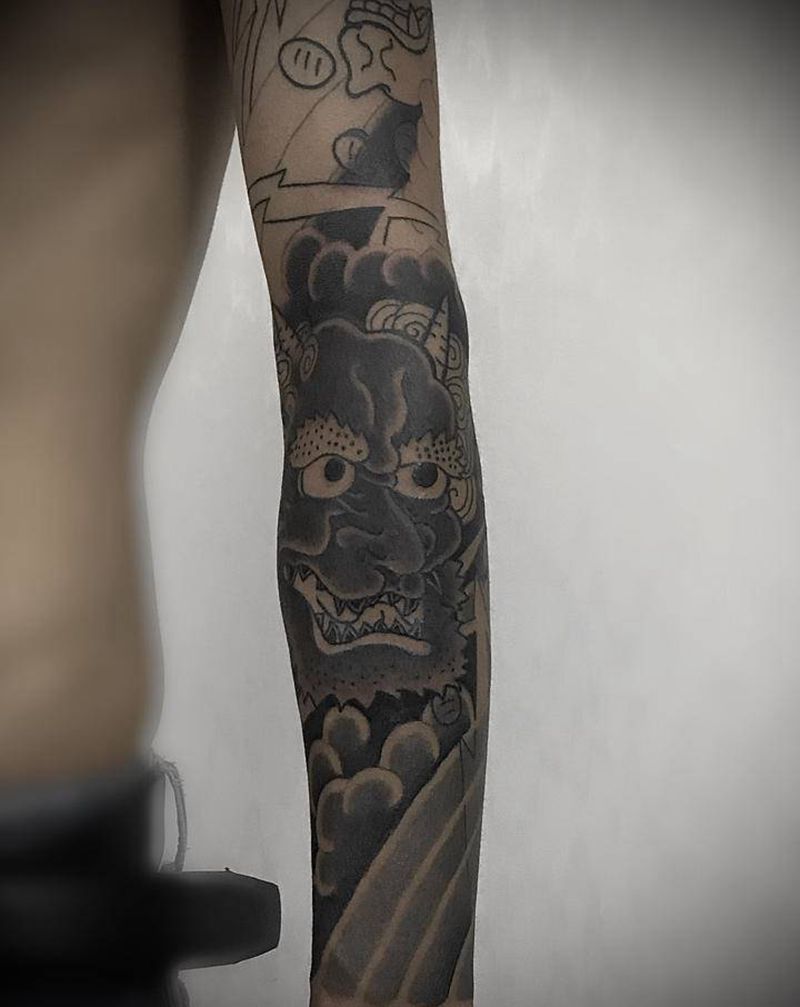 日式花臂雾面纹身图片_手臂老传统纹身图案