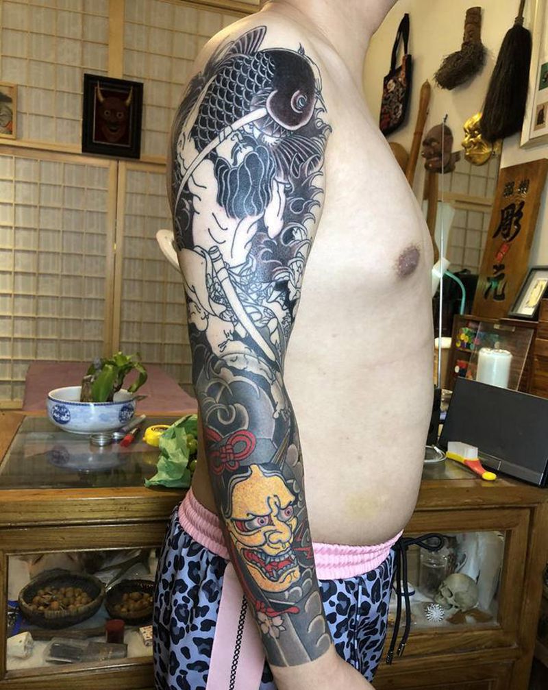 花臂纹身图片_手臂老传统纹身图案