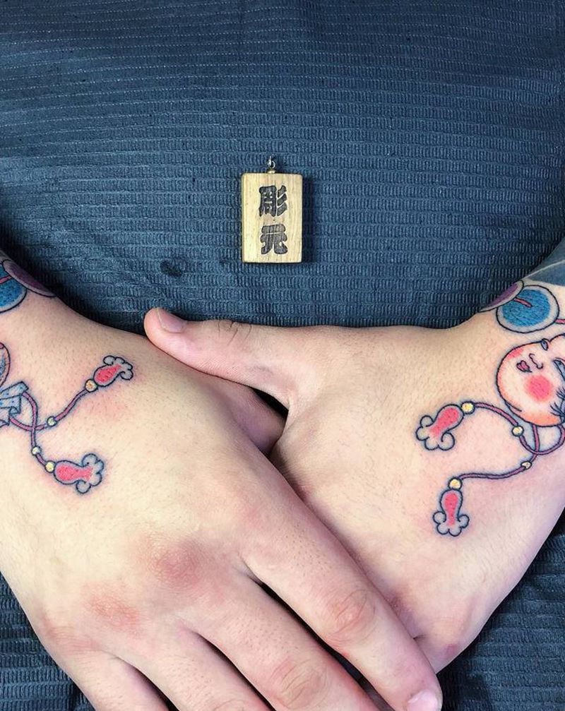 手链纹身图片_手臂老传统纹身图案