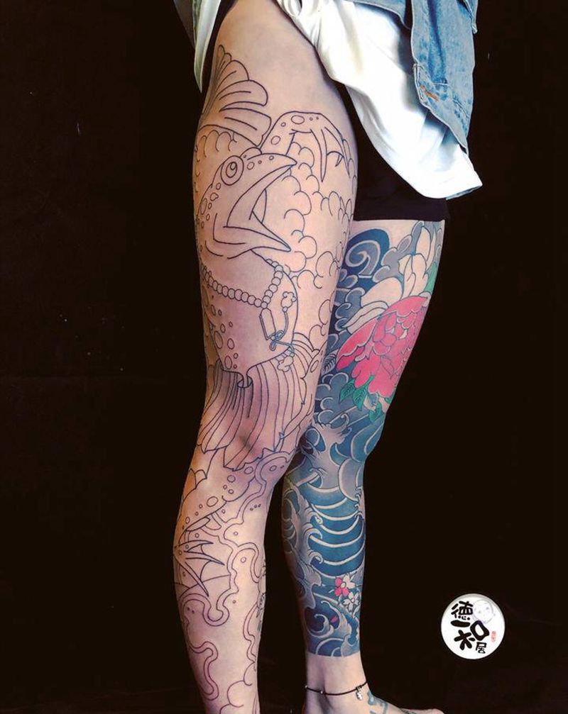 花腿蛙纹身图片_腿部老传统纹身图案