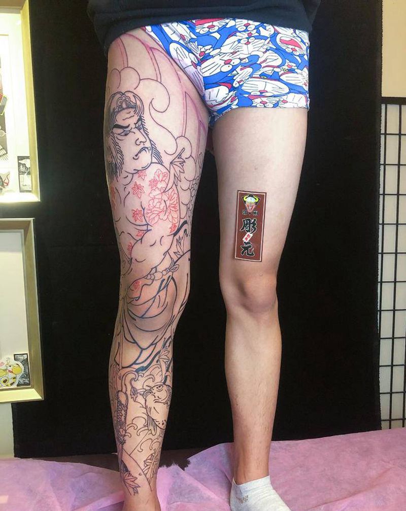 花腿纹身图片_腿部老传统纹身图案