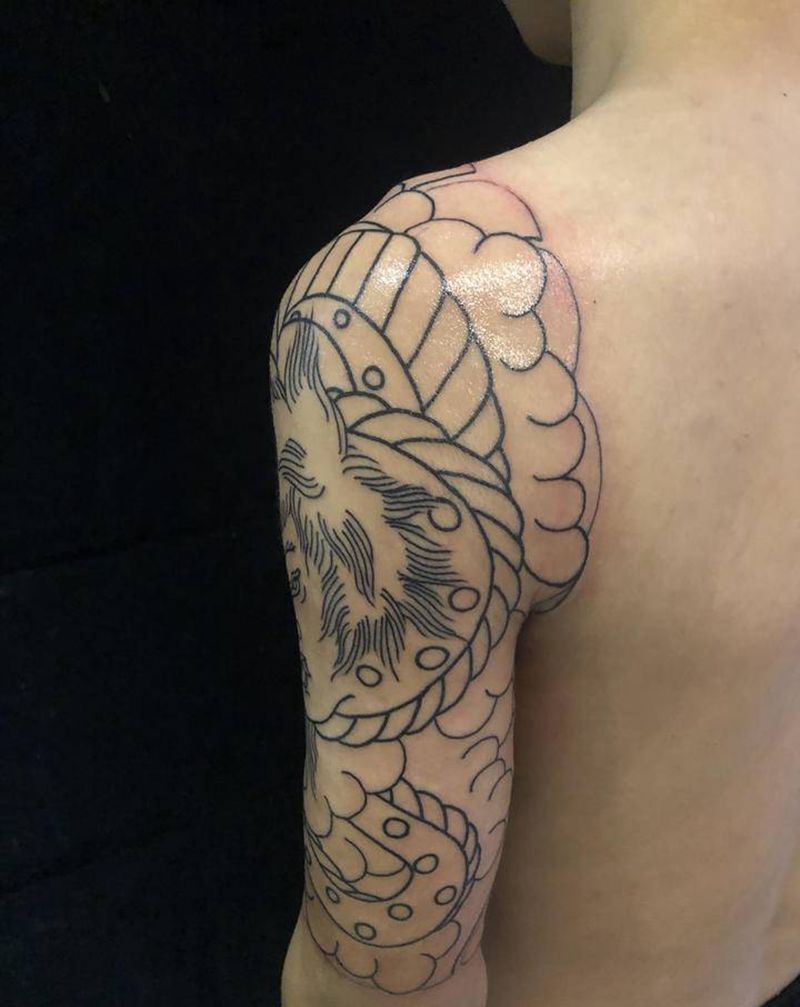 大臂纹身图片_手臂老传统纹身图案