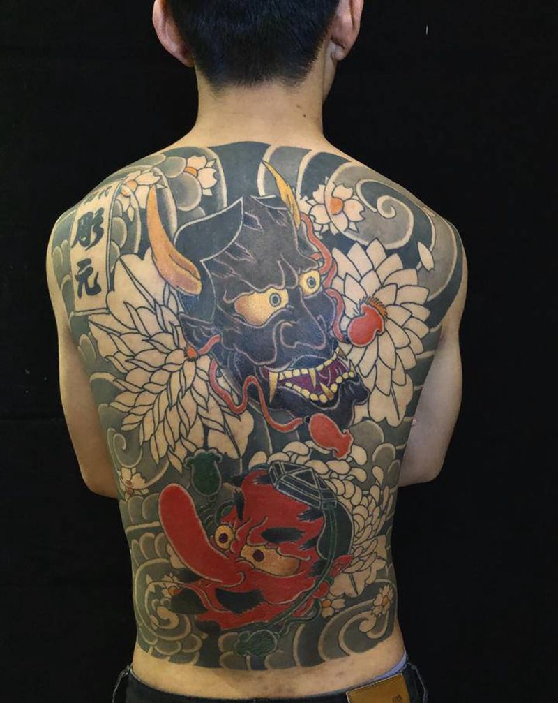 老纹身图片_背部老传统纹身图案