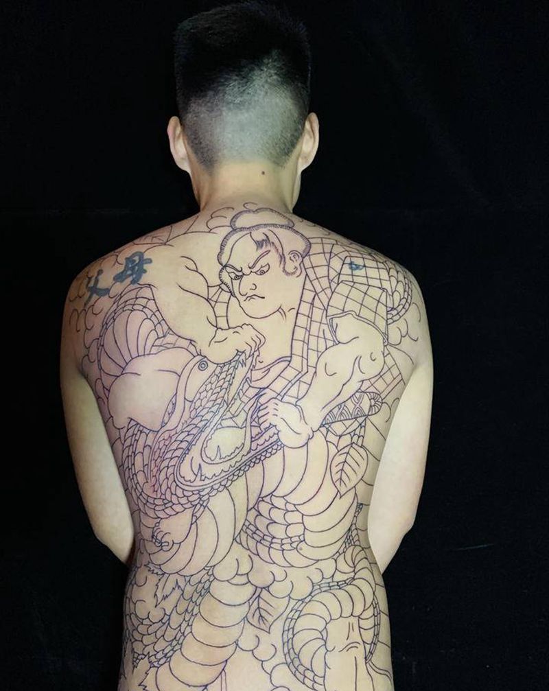 背纹身图片_背部老传统纹身图案