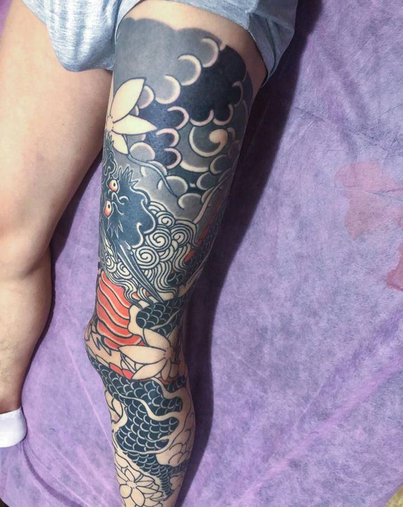 花腿龙纹身图片_腿部老传统纹身图案