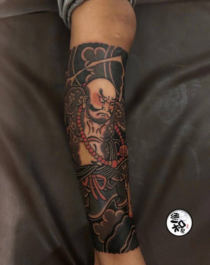 .纹身图片_腿部老传统纹身图案