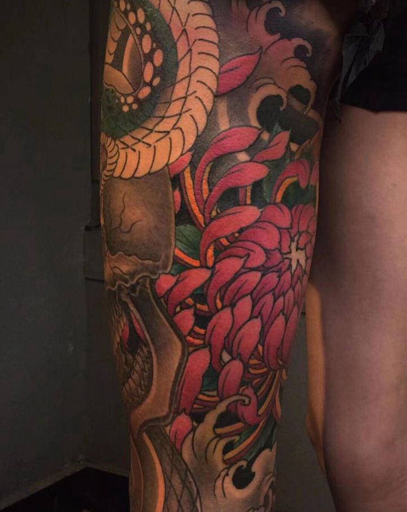 花腿纹身图片_腿部纹身图案