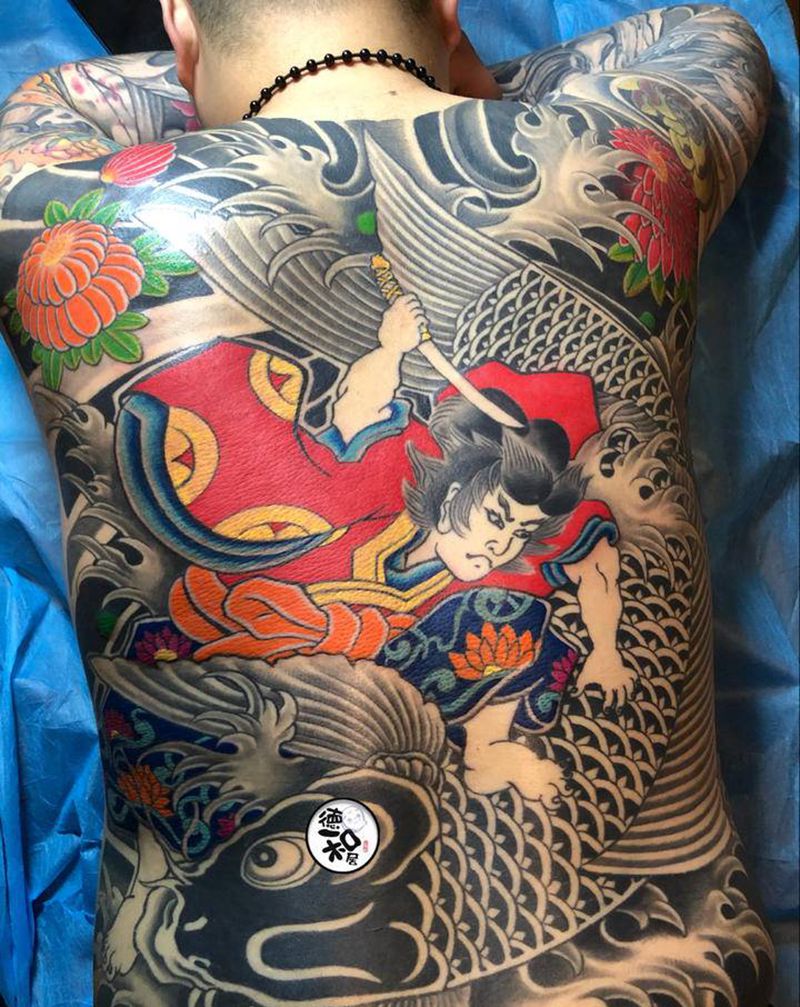 鬼若丸子纹身图片_背部老传统纹身图案
