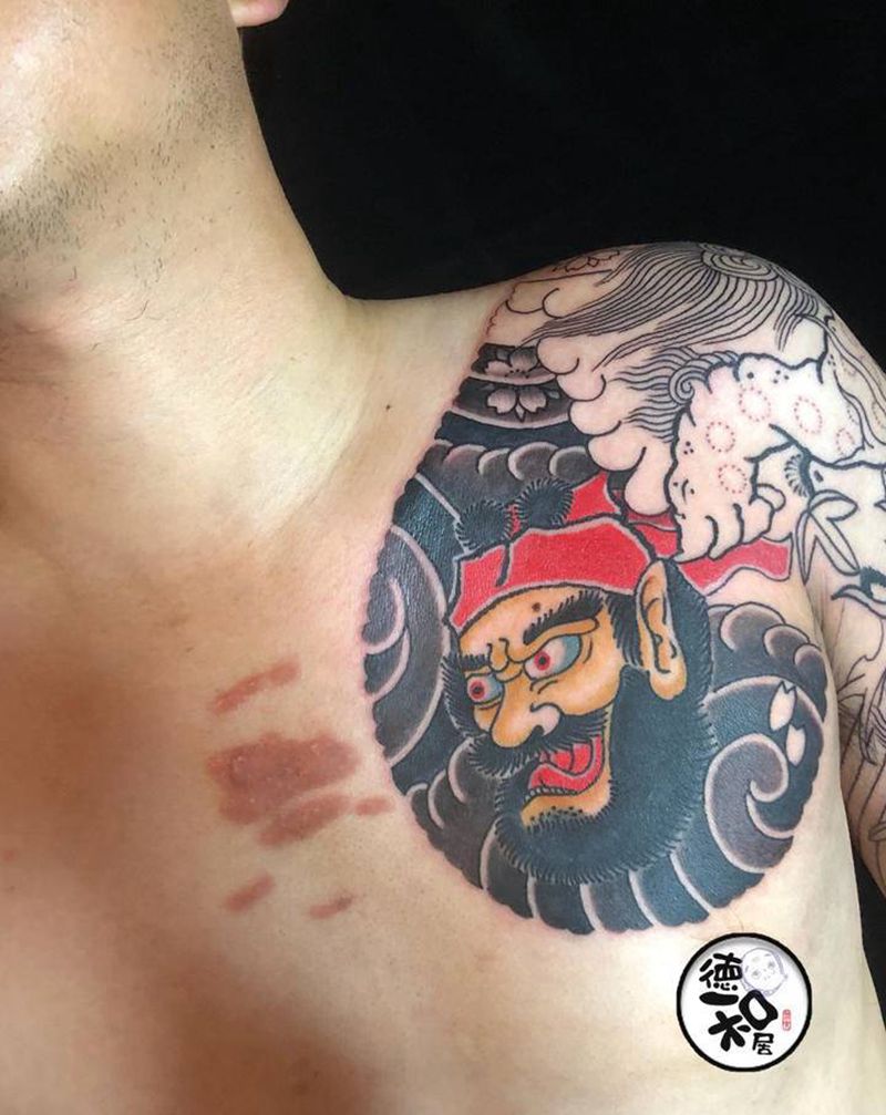 半甲纹身图片_手臂胸部老传统纹身图案