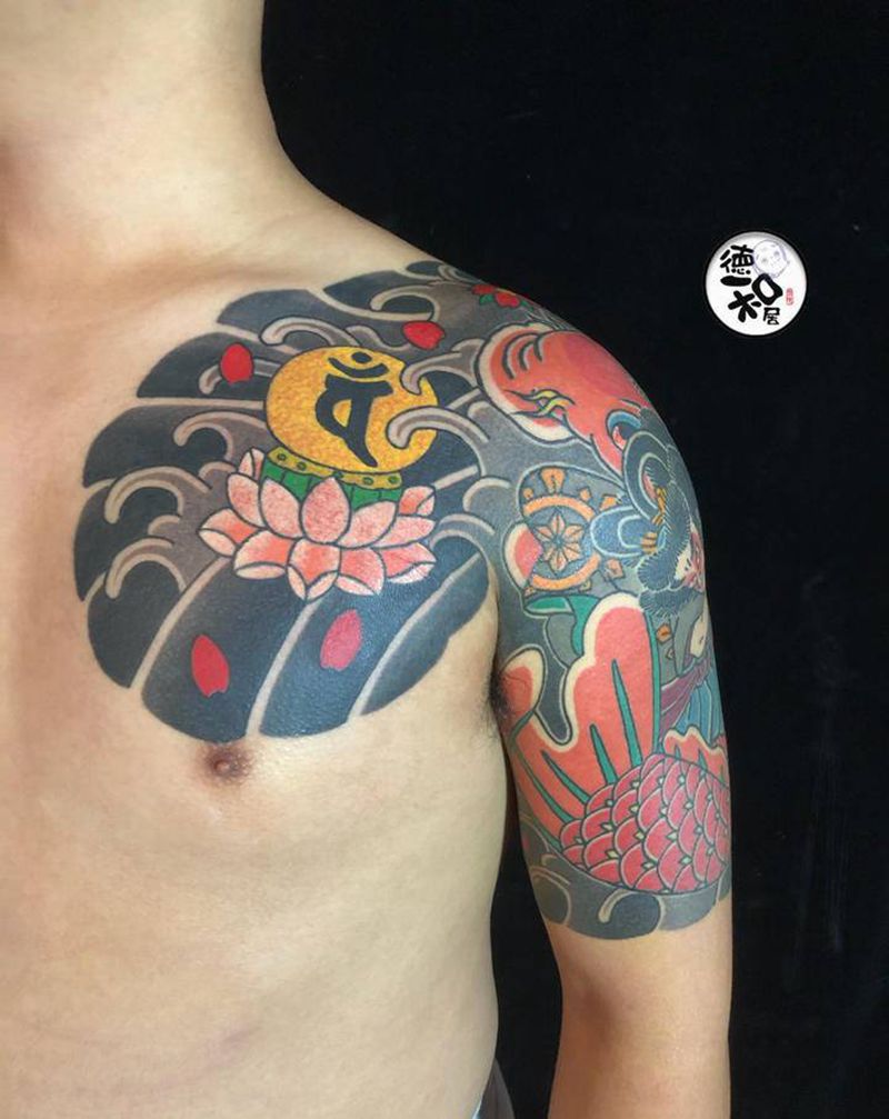 半甲纹身图片_手臂胸部老传统纹身图案