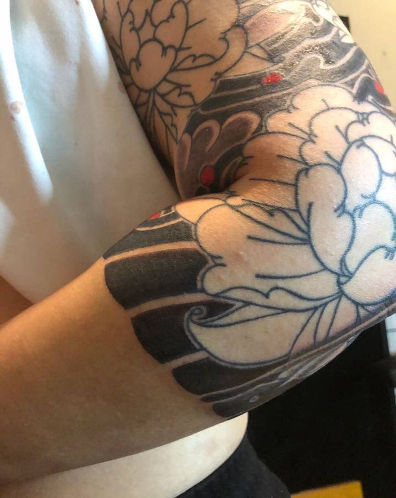 雾纹身图片_手臂纹身图案