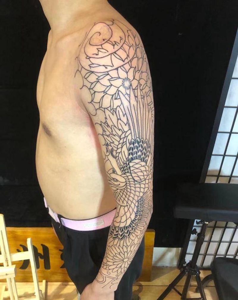 鹤纹身图片_手臂老传统纹身图案