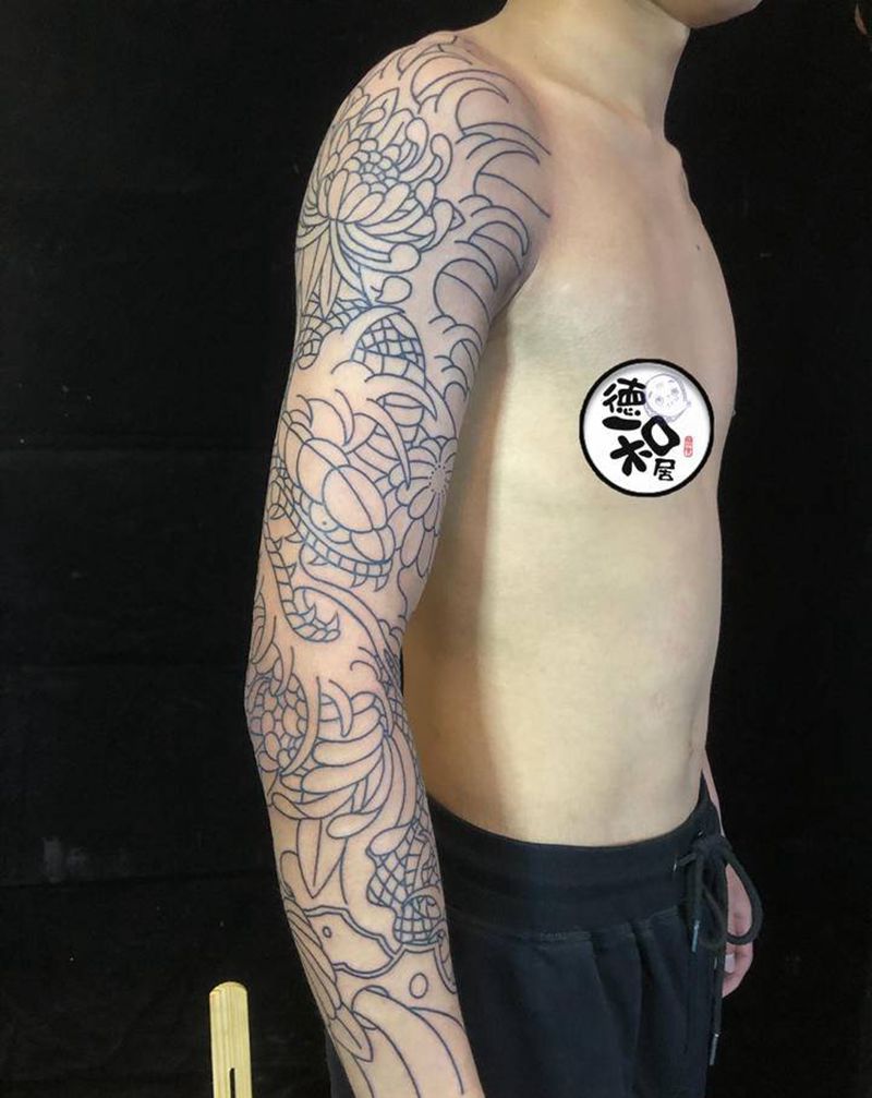 花臂纹身图片_手臂老传统纹身图案