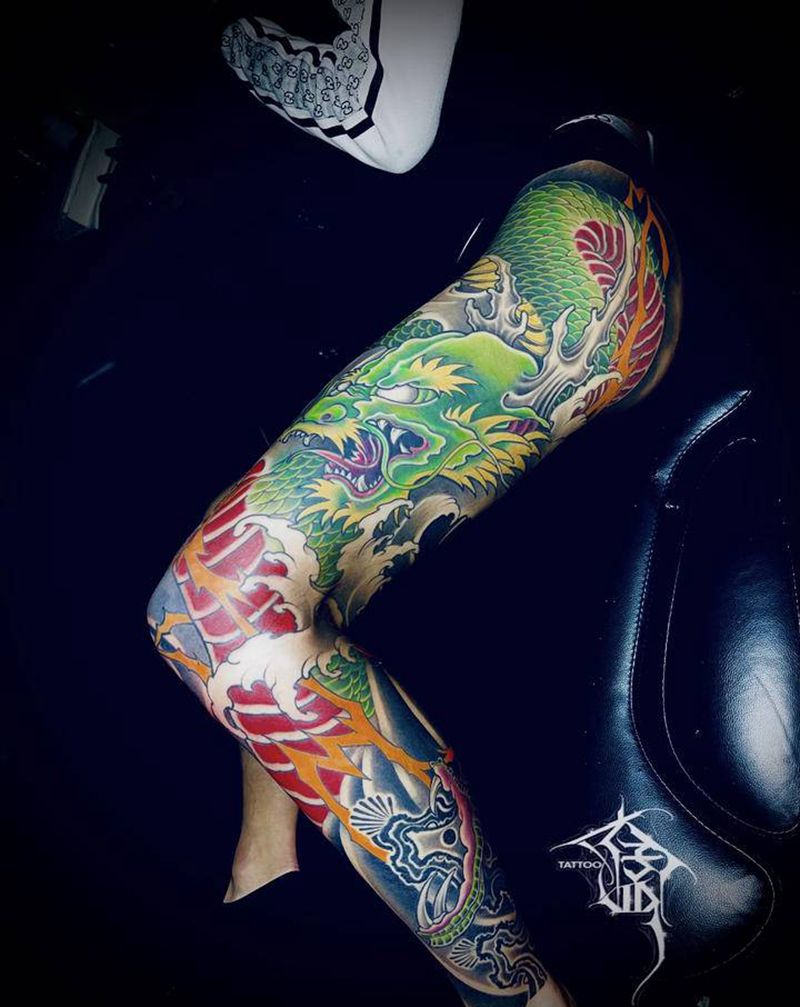 花腿龙纹身图片_腿部新传统纹身图案