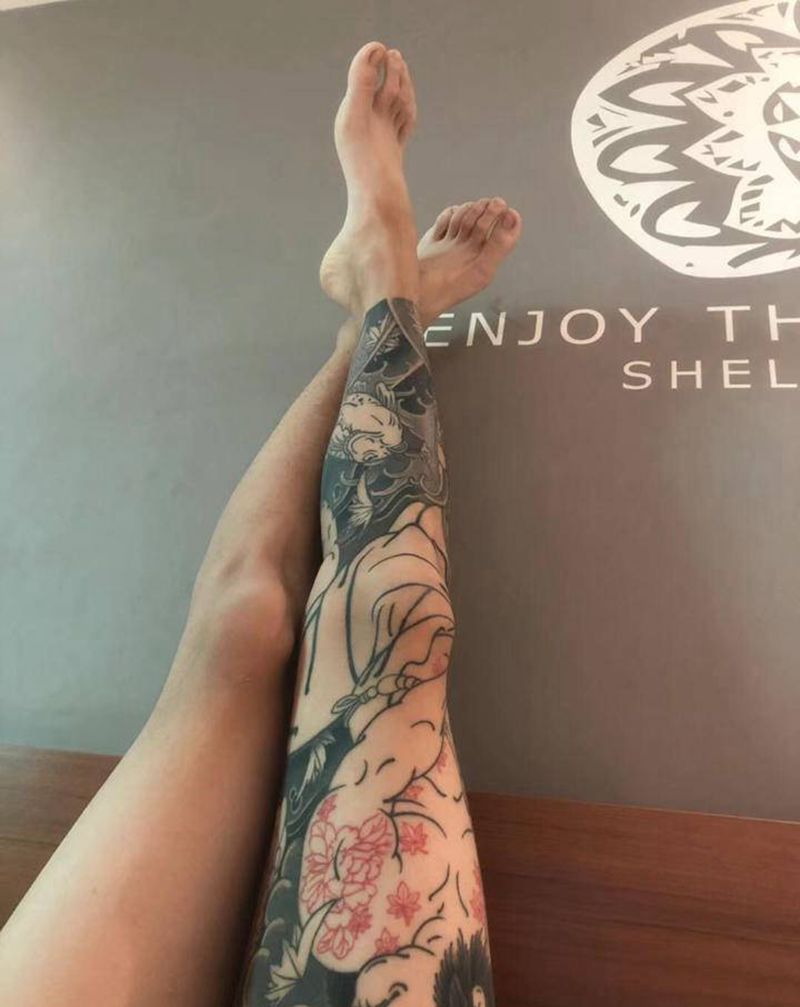 花腿纹身图片_腿部老传统纹身图案