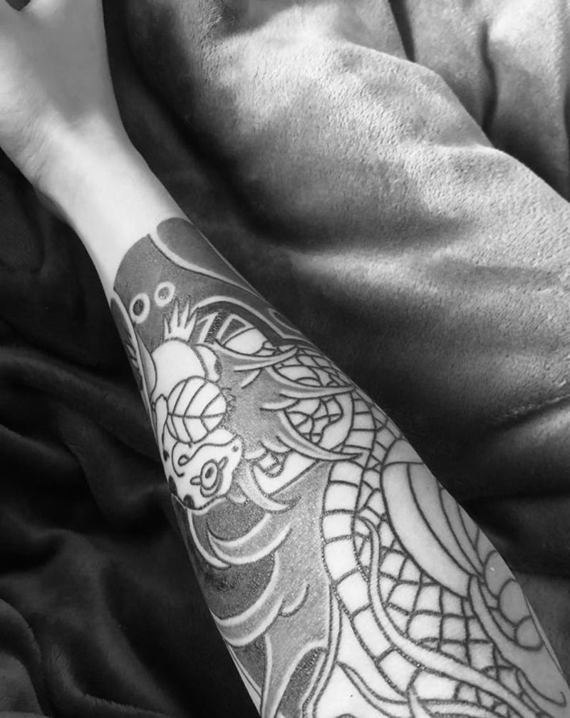 雾纹身图片_手臂老传统纹身图案