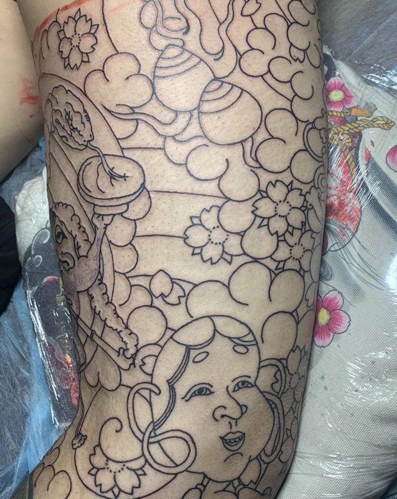 花腿纹身图片_腿部老传统纹身图案