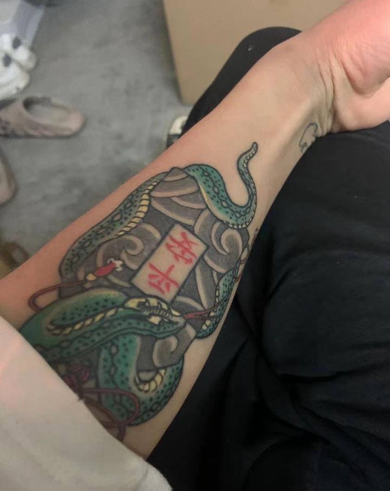 御守纹身图片_老传统纹身图案