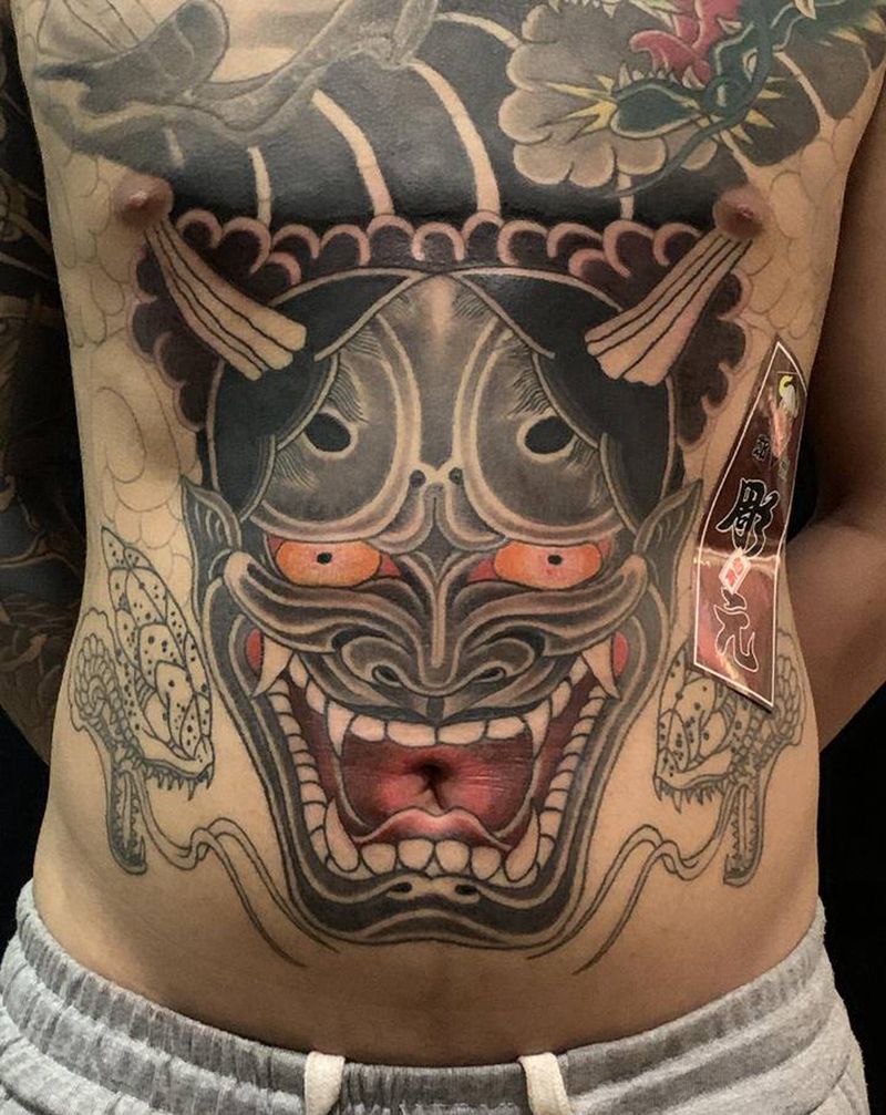 般若纹身图片_腹部老传统纹身图案