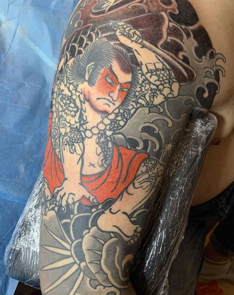 花臂纹身图片_手臂老传统纹身图案