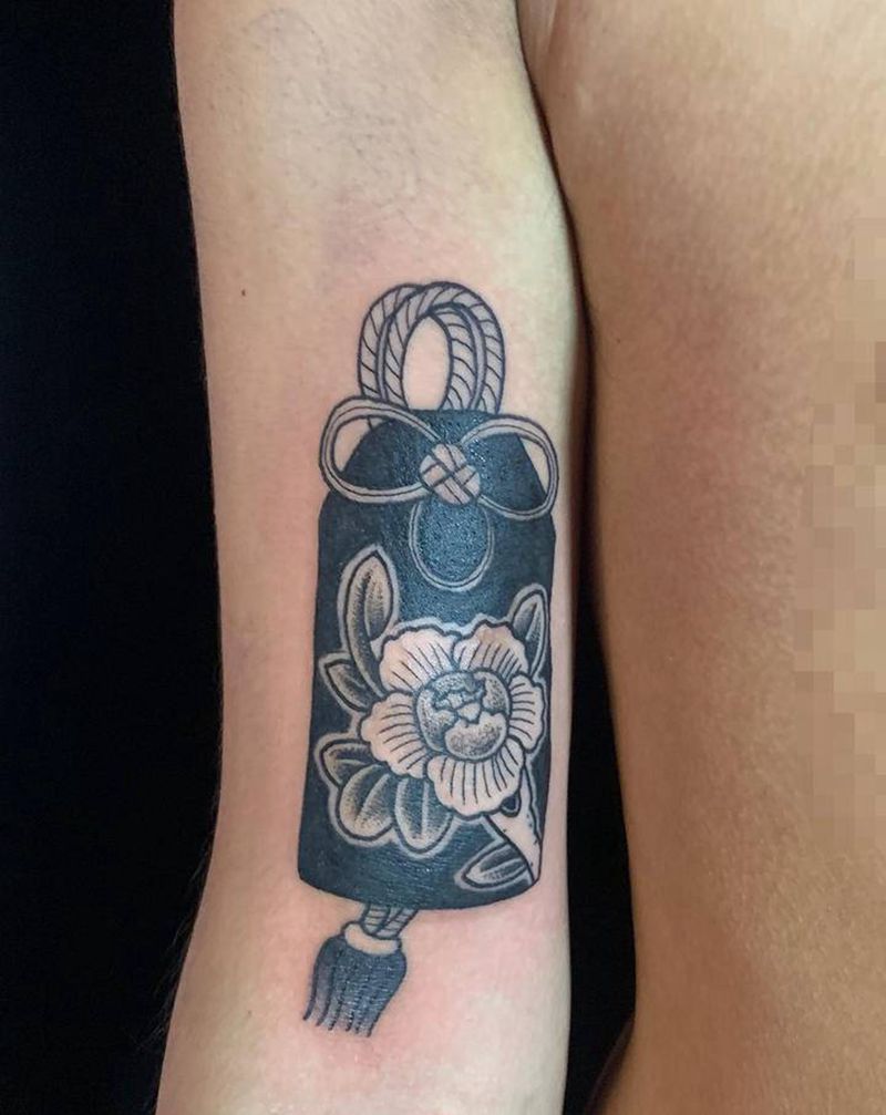 牌纹身图片_手臂纹身图案