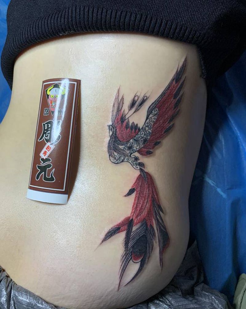 遮盖小侯纹身图片_New School纹身图案