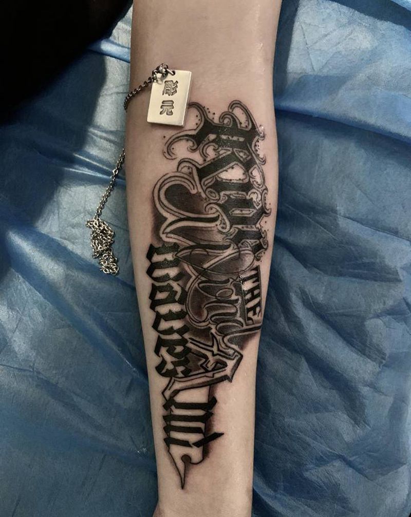 花体字纹身图片_手臂花体字纹身图案