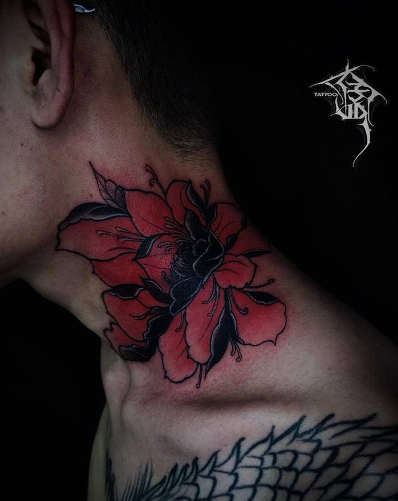 彩色牡丹遮盖旧纹身纹身图片_颈部新传统纹身图案