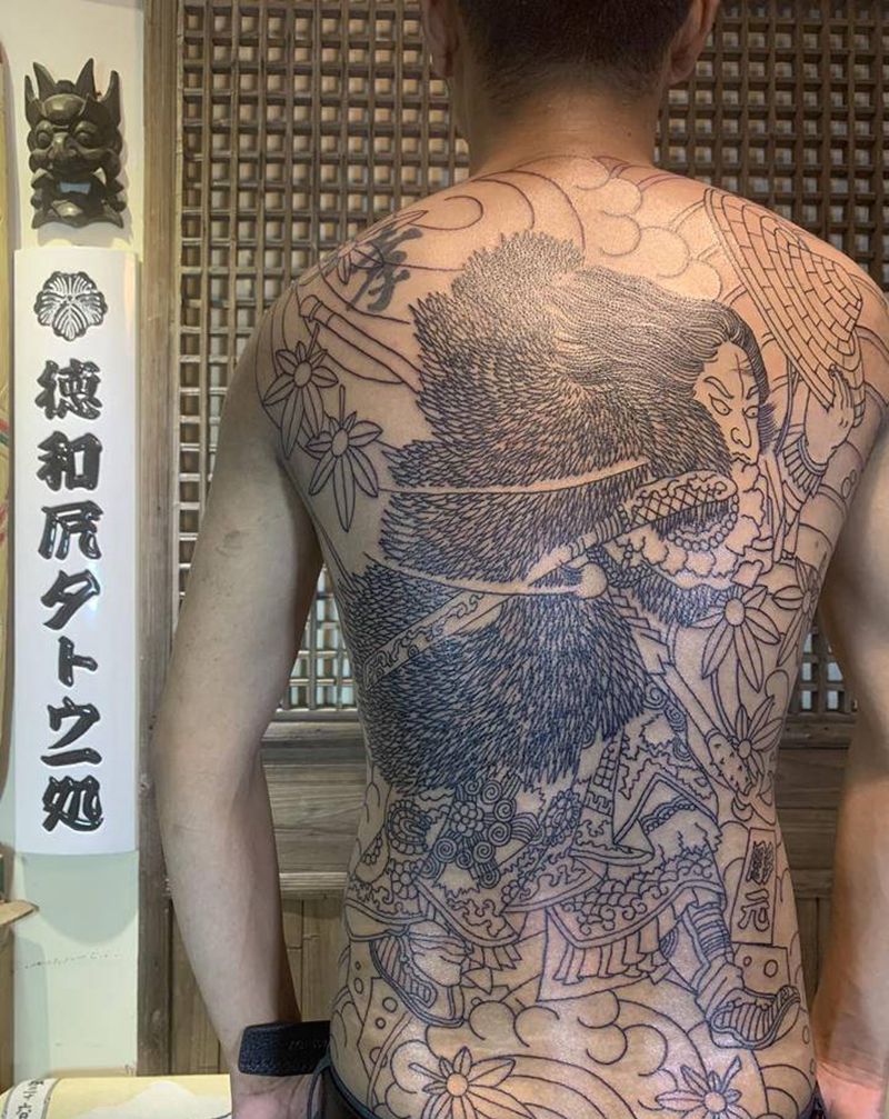 一个小遮盖，杨林纹身图片_老传统纹身图案