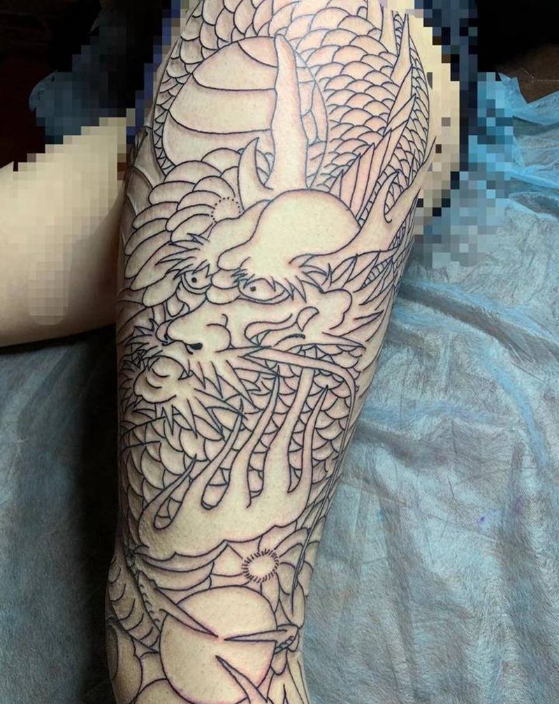 彫勇小作纹身图片_老传统纹身图案