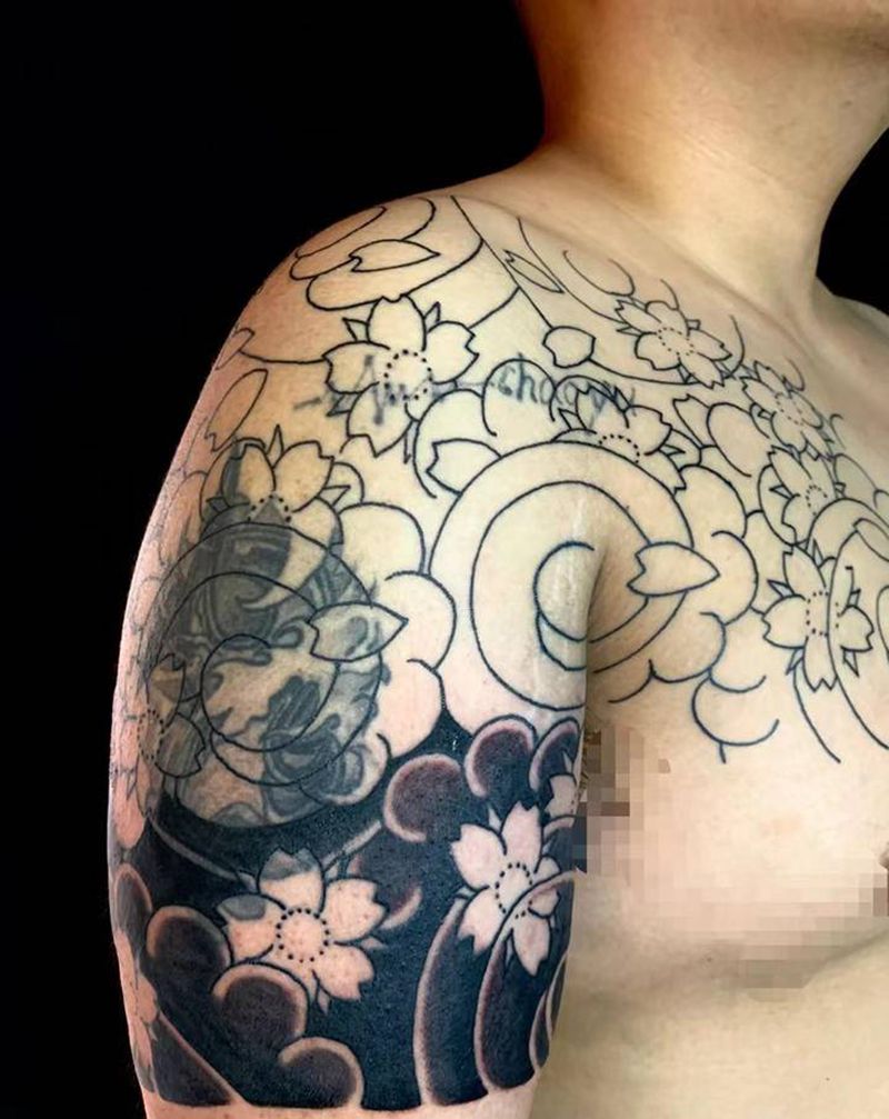 勇弟的遮盖中纹身图片_老传统纹身图案