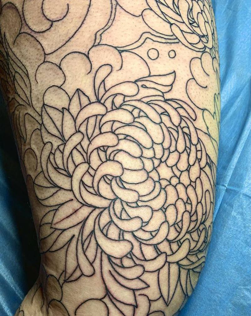 花纹身图片_腿部老传统纹身图案