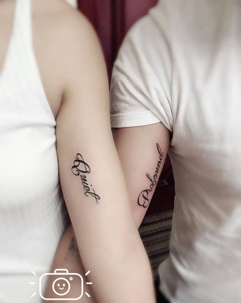 一组小清新纹身图片_胸部手臂图腾几何小清新字母卡通纹身图案