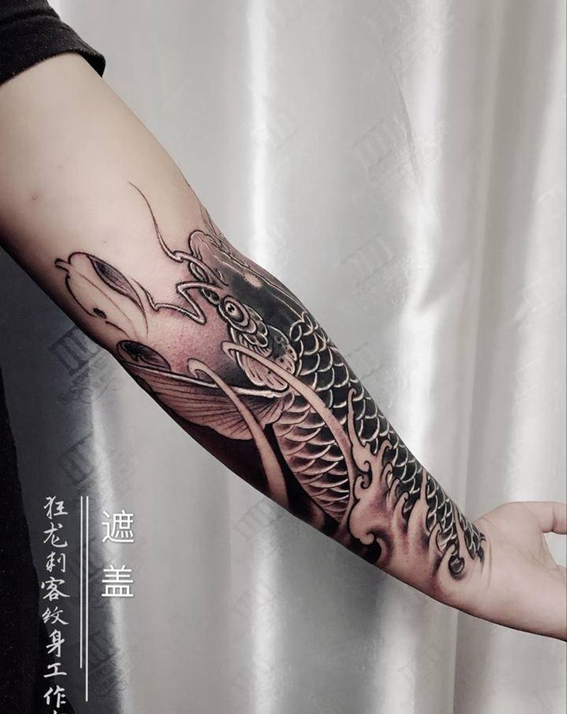 遮盖纹身图片_手臂手部水彩新传统遮盖遮盖鱼纹身图案