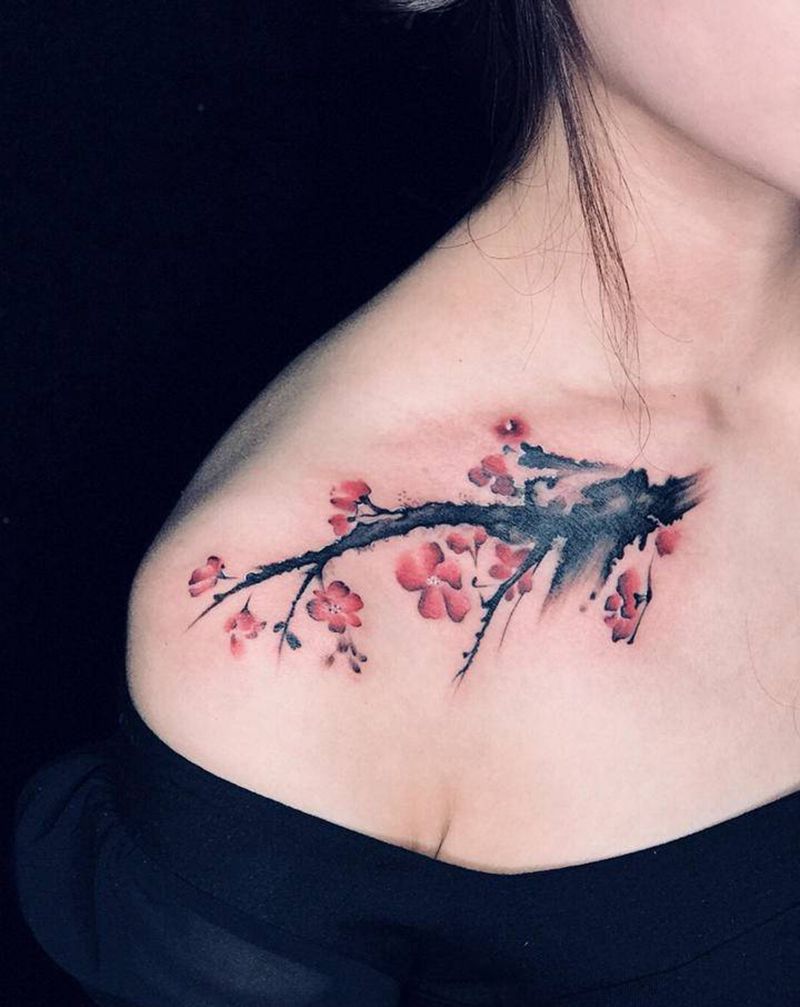 梅花遮盖失败纹身纹身图片_胸部水彩水墨纹身图案