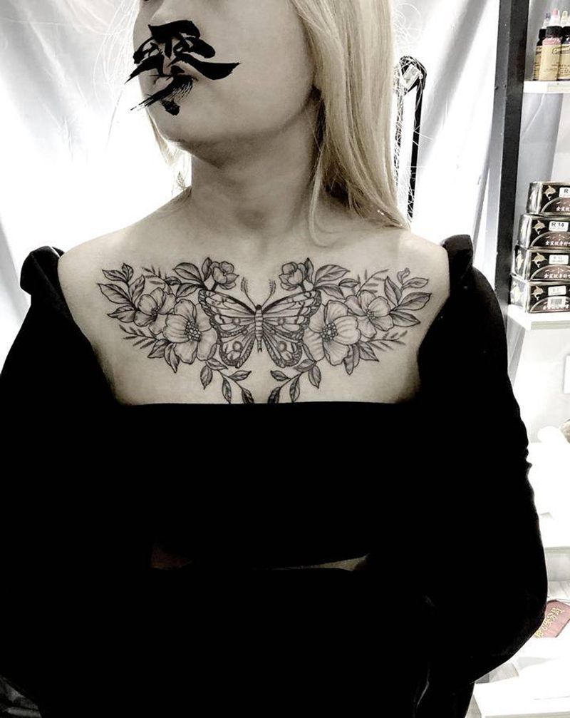 花纹身图片_胸部纹身图案