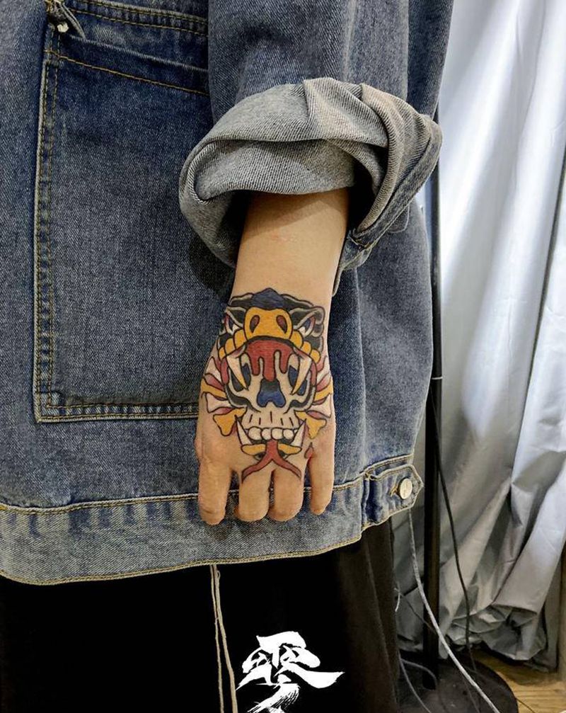 OldSchool骷髅与蛇纹身图片_Old School纹身图案