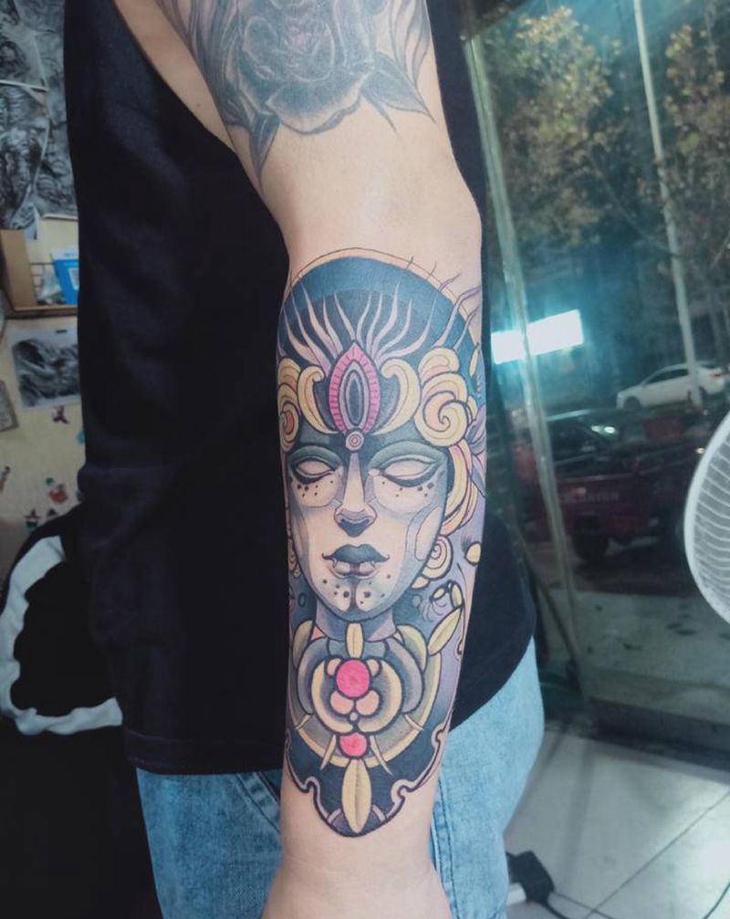 思顾纹身图片_手臂纹身图案