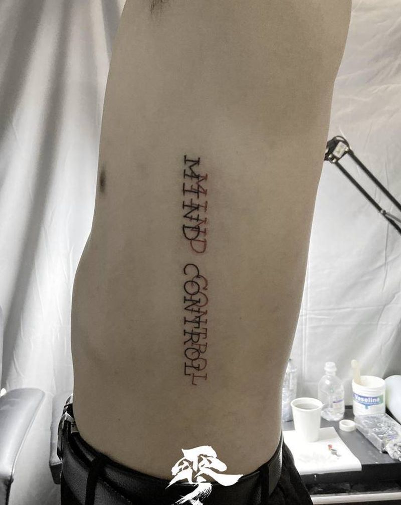 英文纹身图片_腰部纹身图案