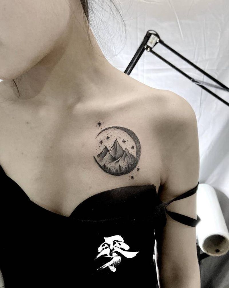 月亮与山纹身图片_肩部纹身图案