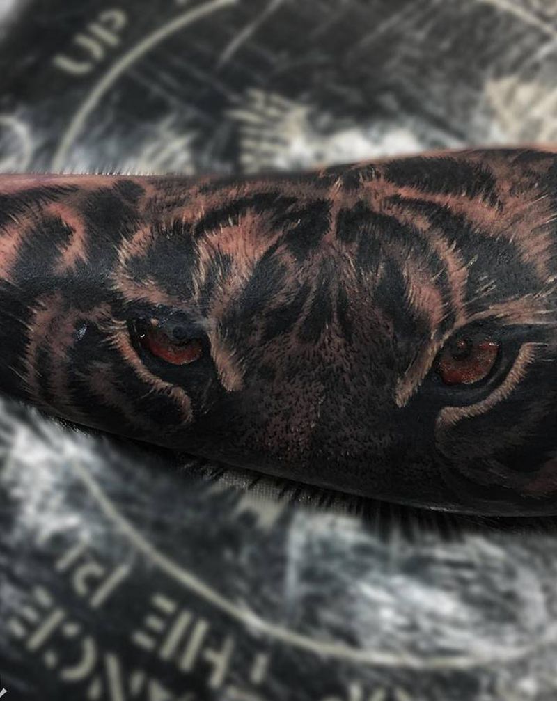 虎纹身图片_手臂欧美写实纹身图案