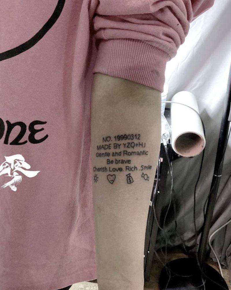 字母纹身图片_手臂纹身图案