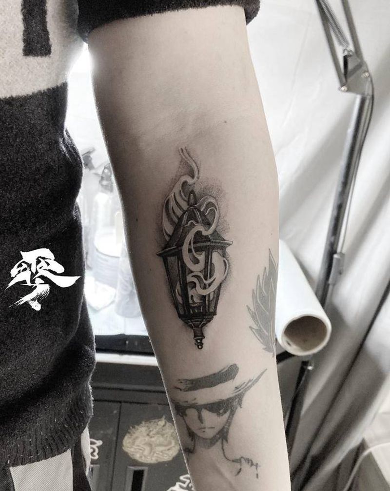 灯纹身图片_手臂纹身图案