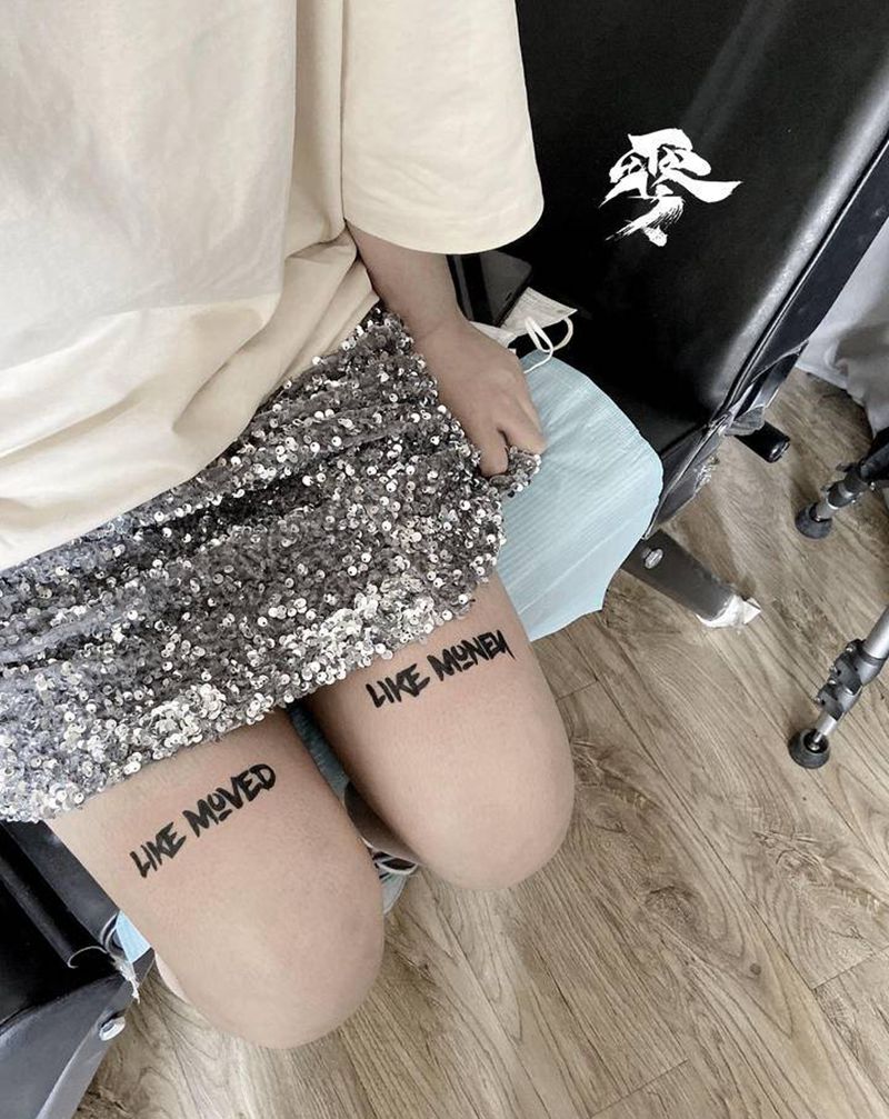 字母纹身图片_腿部纹身图案