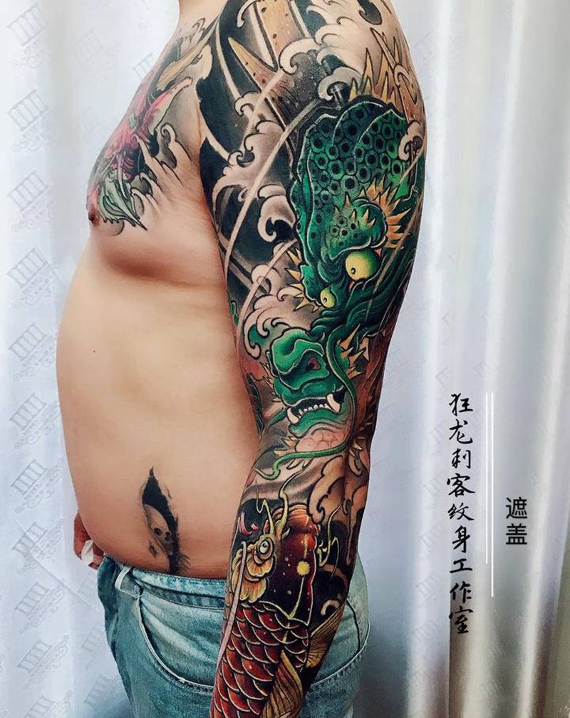 遮盖纹身图片_手臂胸部新传统老传统花臂花胸龙纹身图案