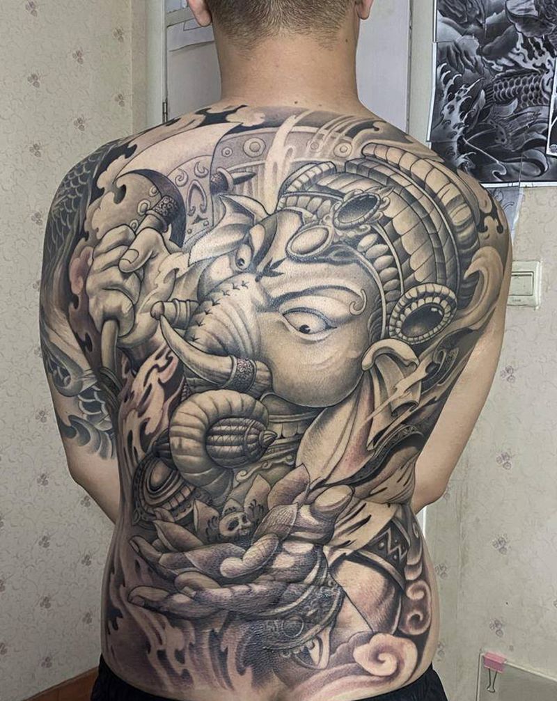 象神纹身图片_背部纹身图案